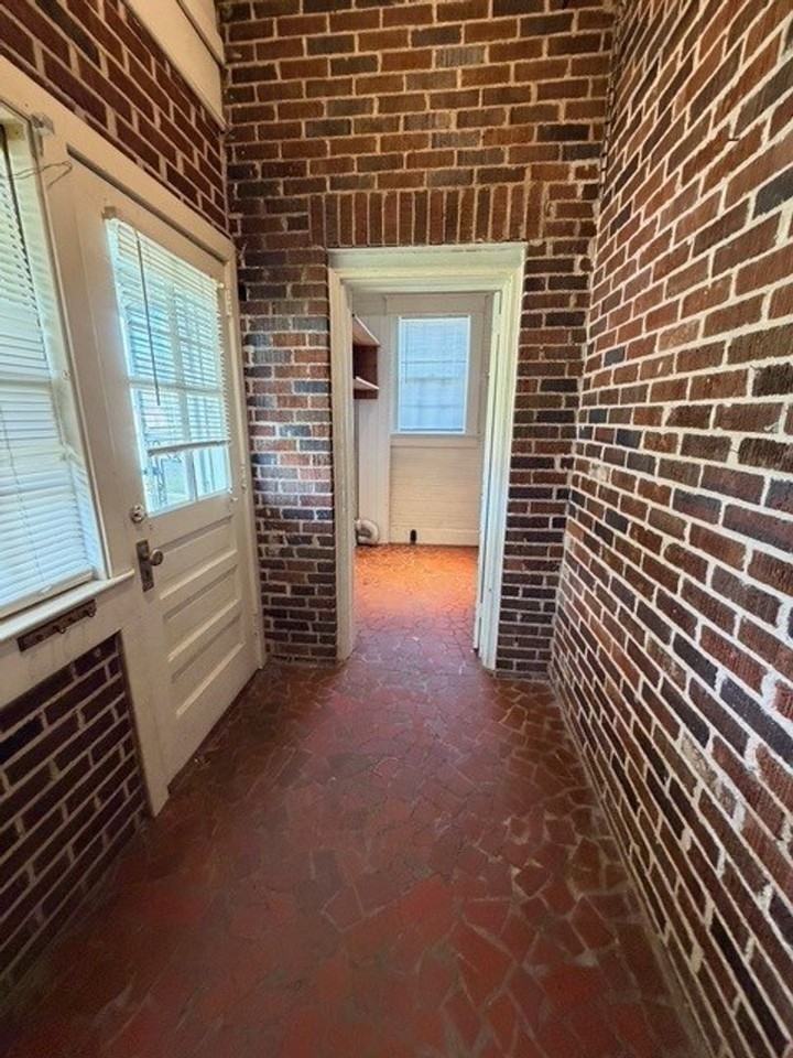 100 Piedmont Ave - Photo 6 of 14