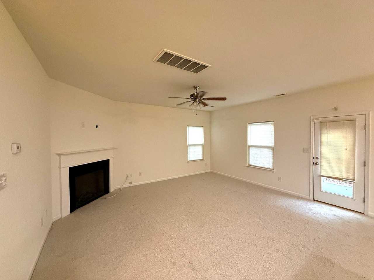 3721 Ahoy Dr - Photo 7 of 24