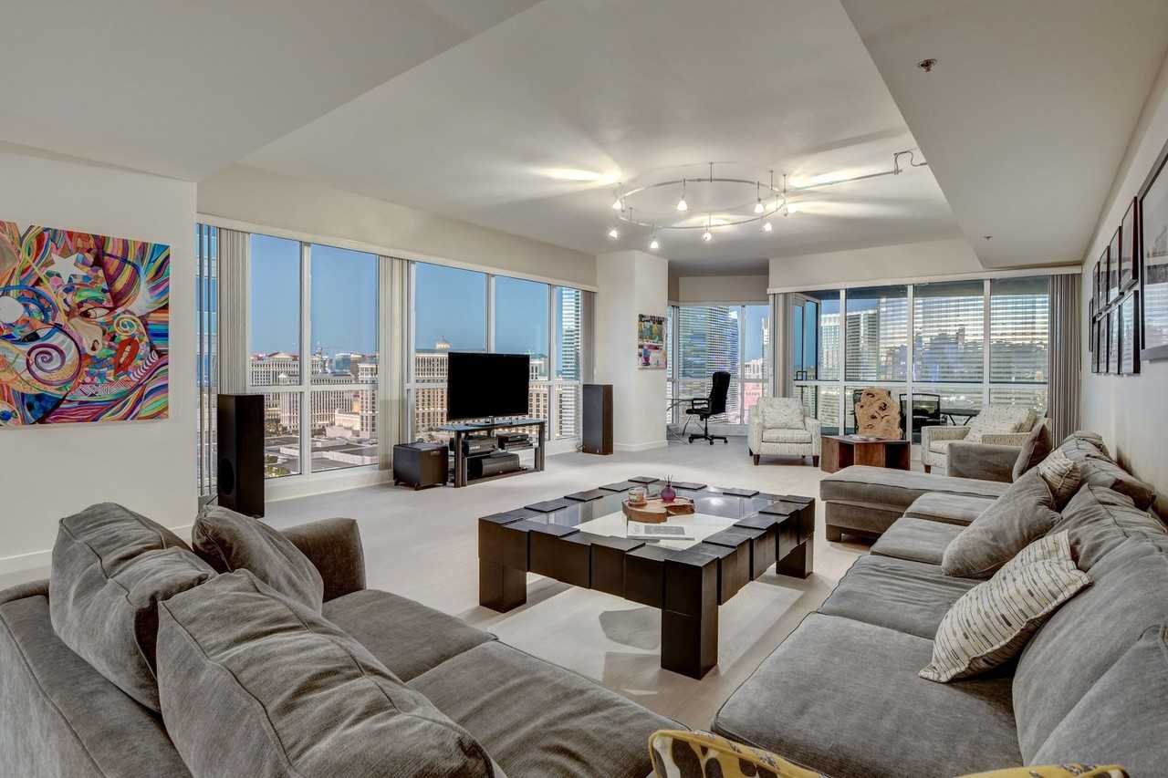 4575 Dean Martin Dr - Photo 6 of 50