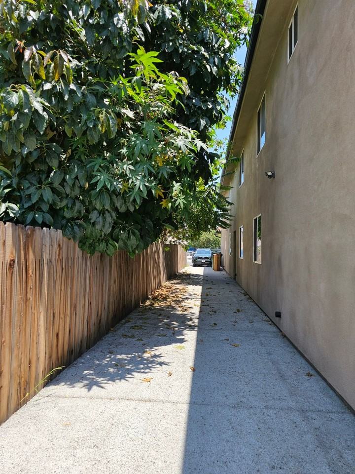 23(1456,1458) - Photo 2 of 5