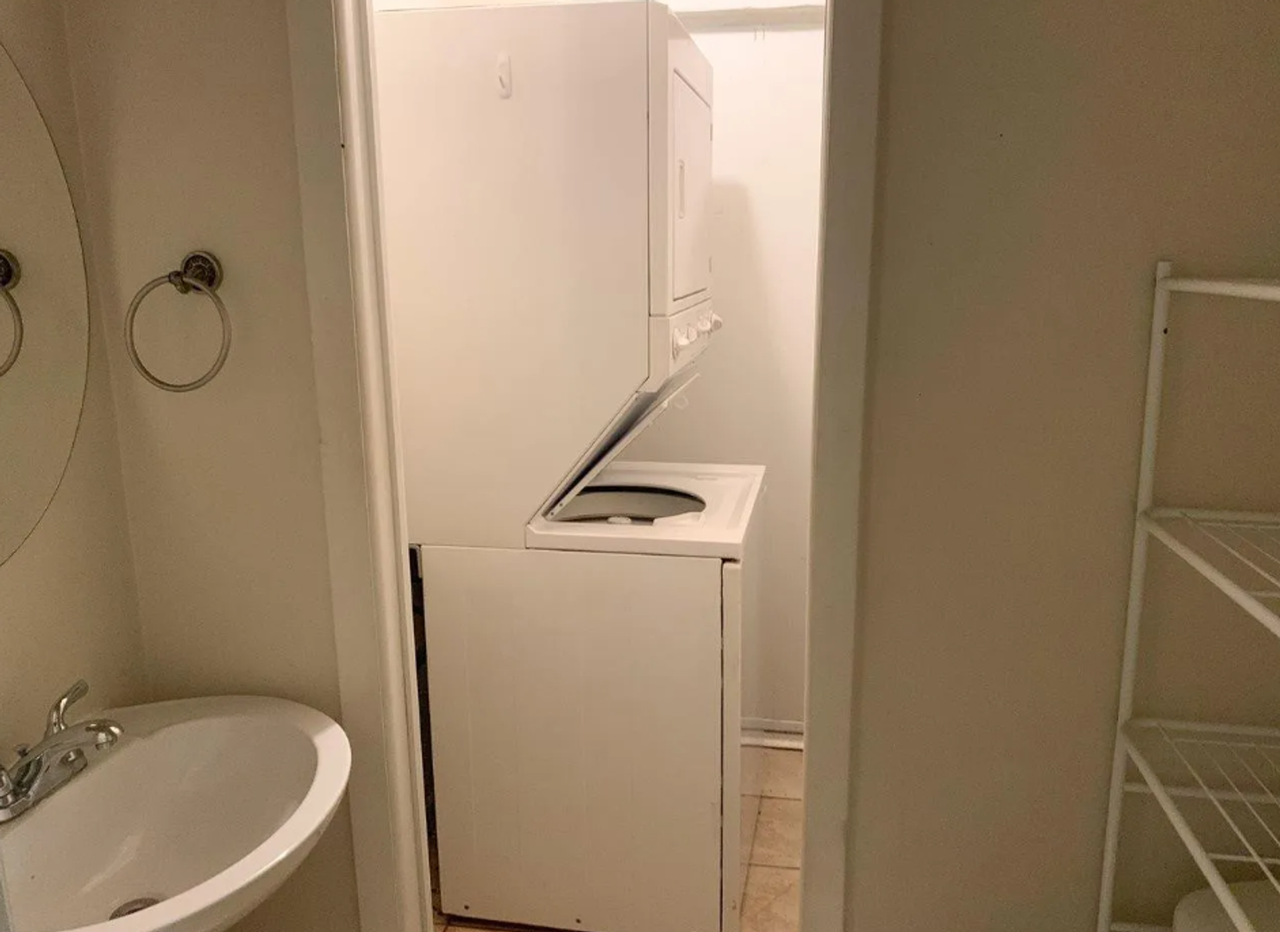 1925 Nw 33rd Ave - Photo 5 of 5