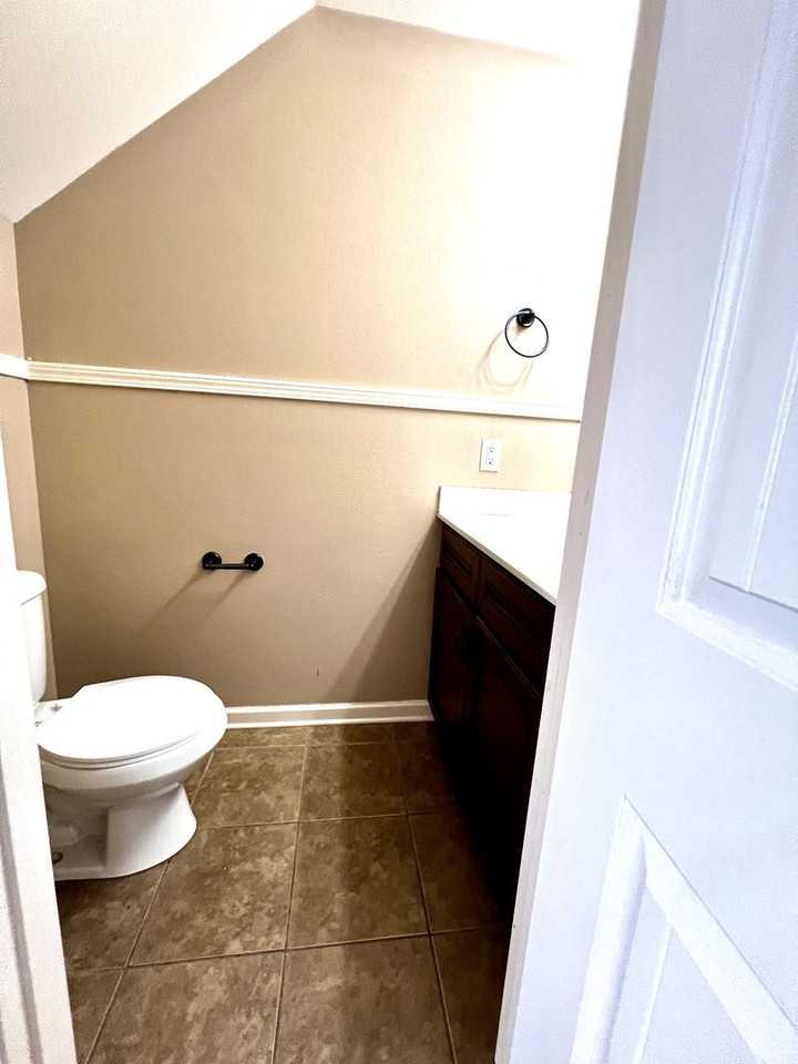 2280 Mccormick Ln - Photo 7 of 12