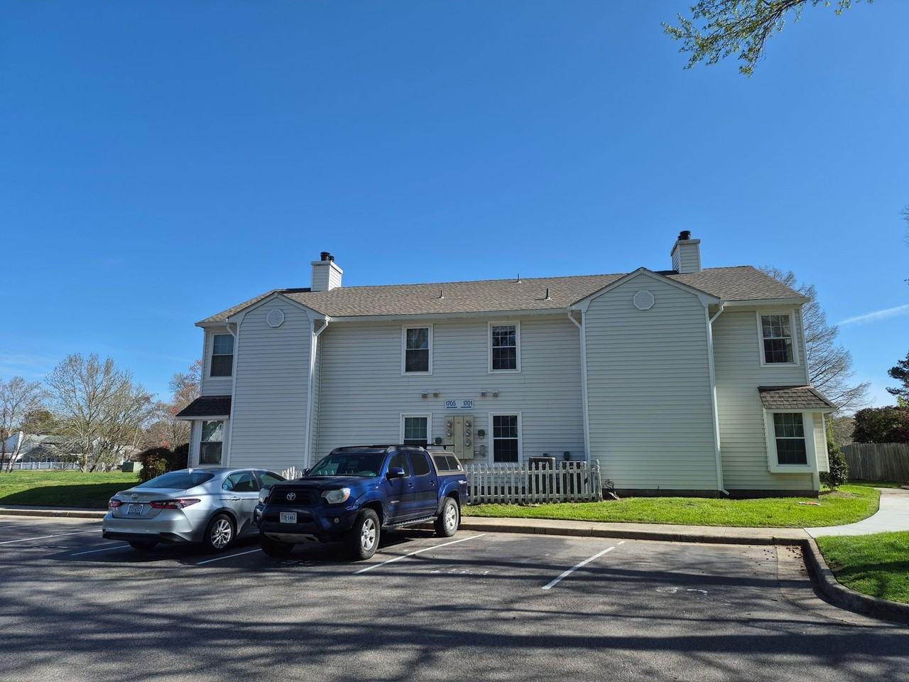 1701 Rock Bridge Mews #C - Photo 2 of 17
