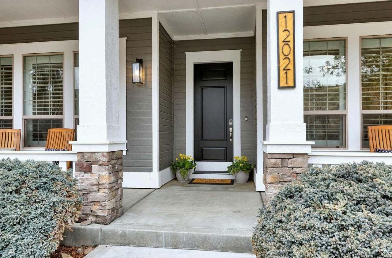 12021 N Humphreys Way - Photo 4 of 50