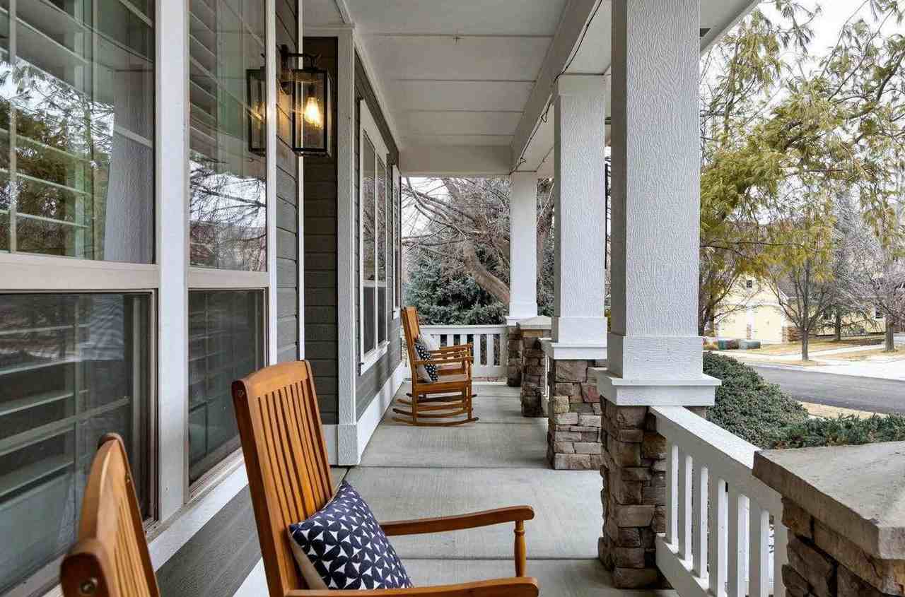 12021 N Humphreys Way - Photo 5 of 50