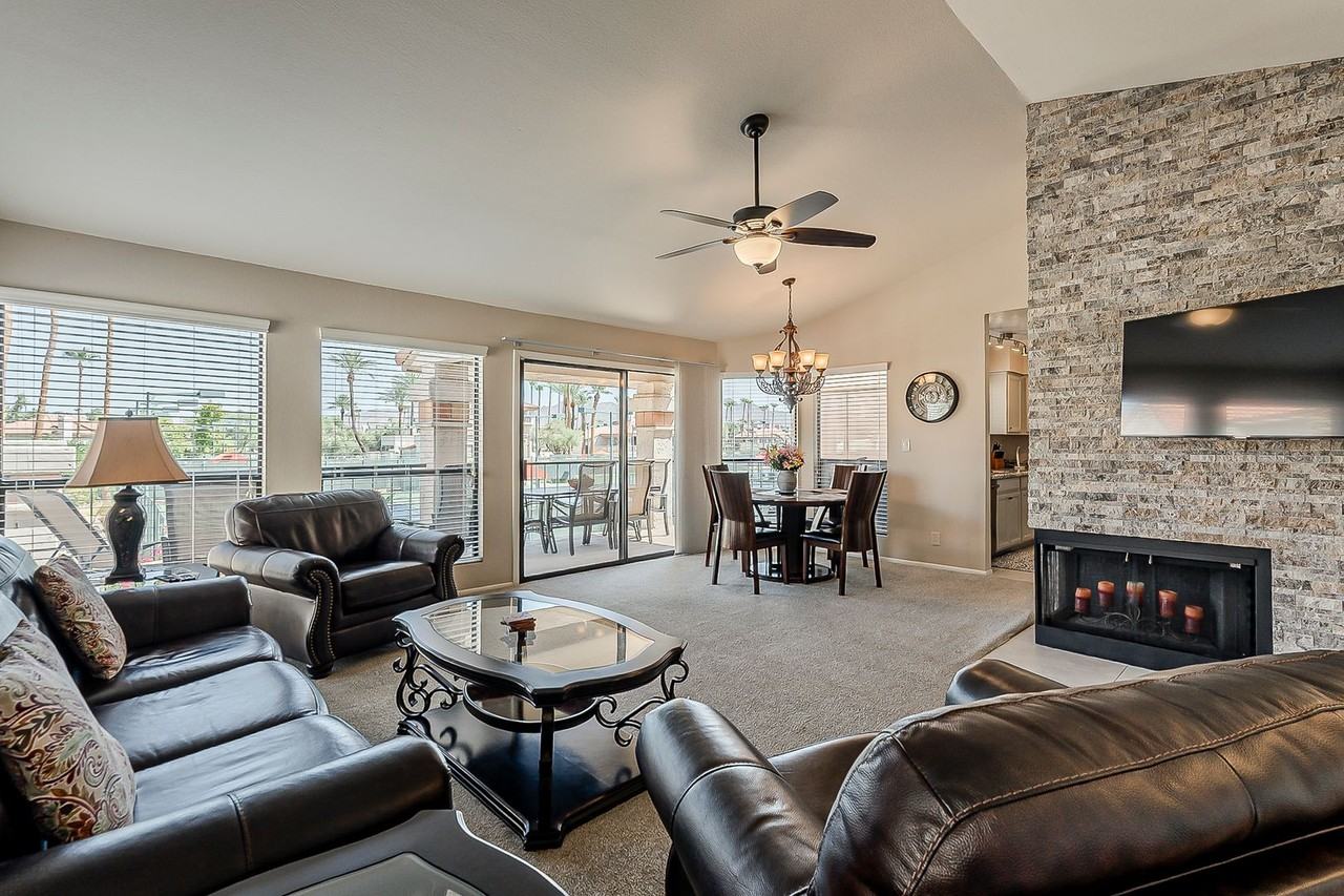 2412 2412 - 9707 E Mountain View Rd #2412