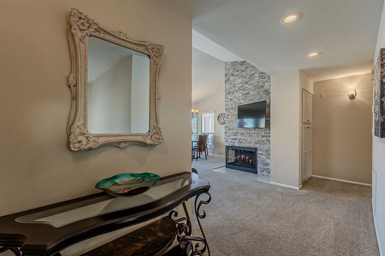 2412 2412 - 9707 E Mountain View Rd #2412 - Photo 5 of 50