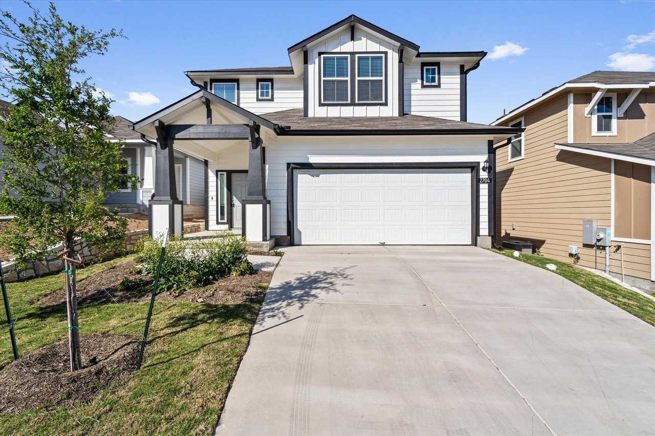 2704 Derwent Dr - Photo 2 of 33