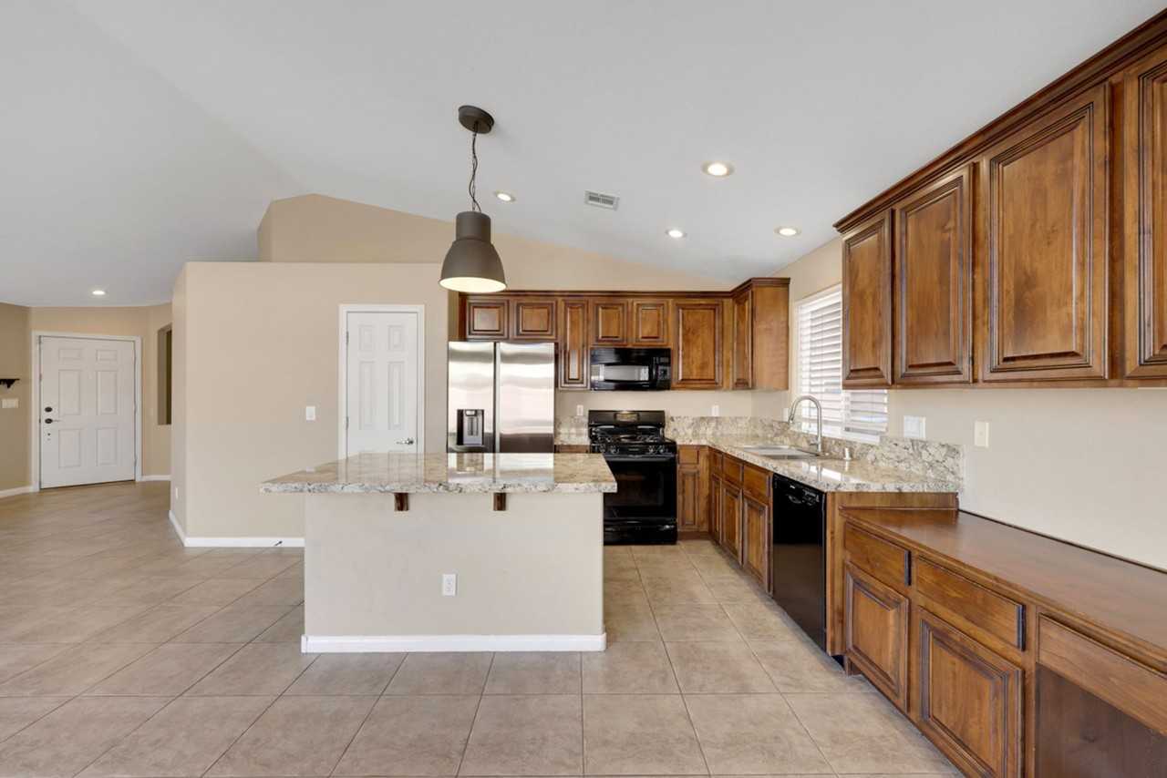 9936 Willowbrook Pond Rd - Photo 7 of 20