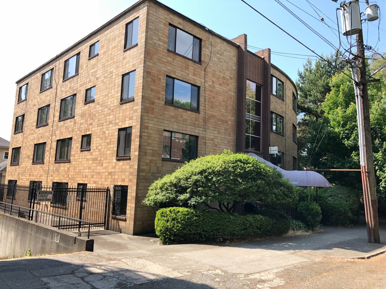 Cirque Apartments - Photo 2 of 2