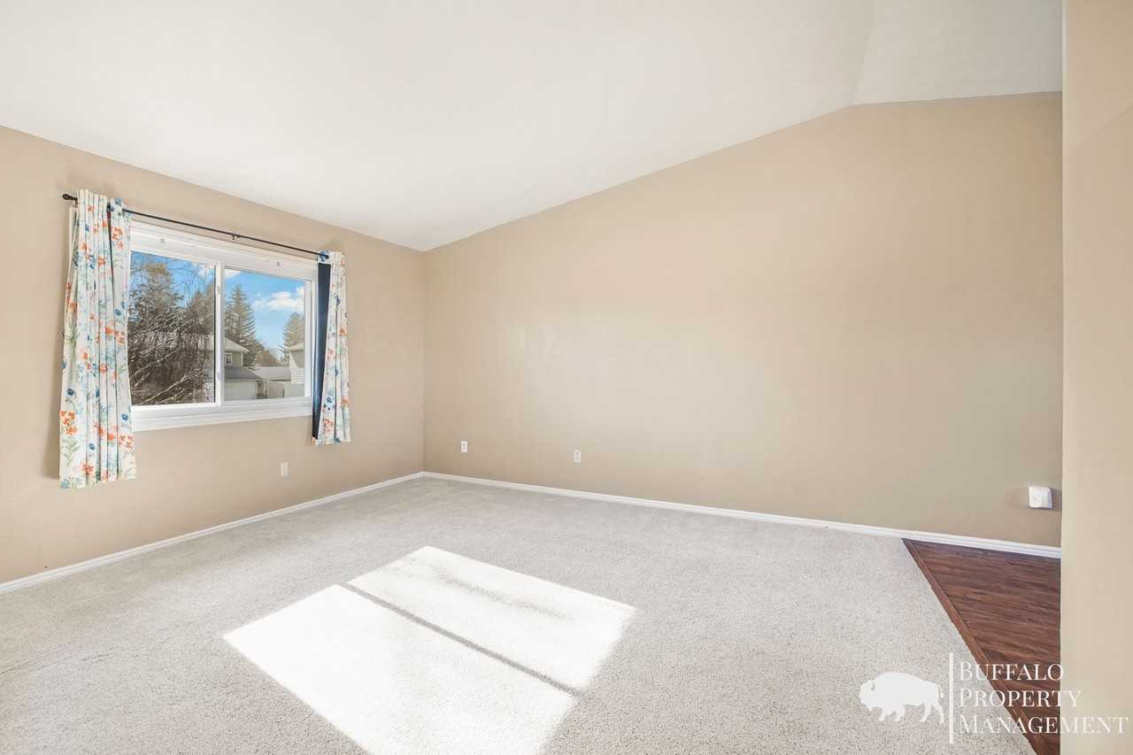 1970 Peggys Ln - Photo 6 of 30