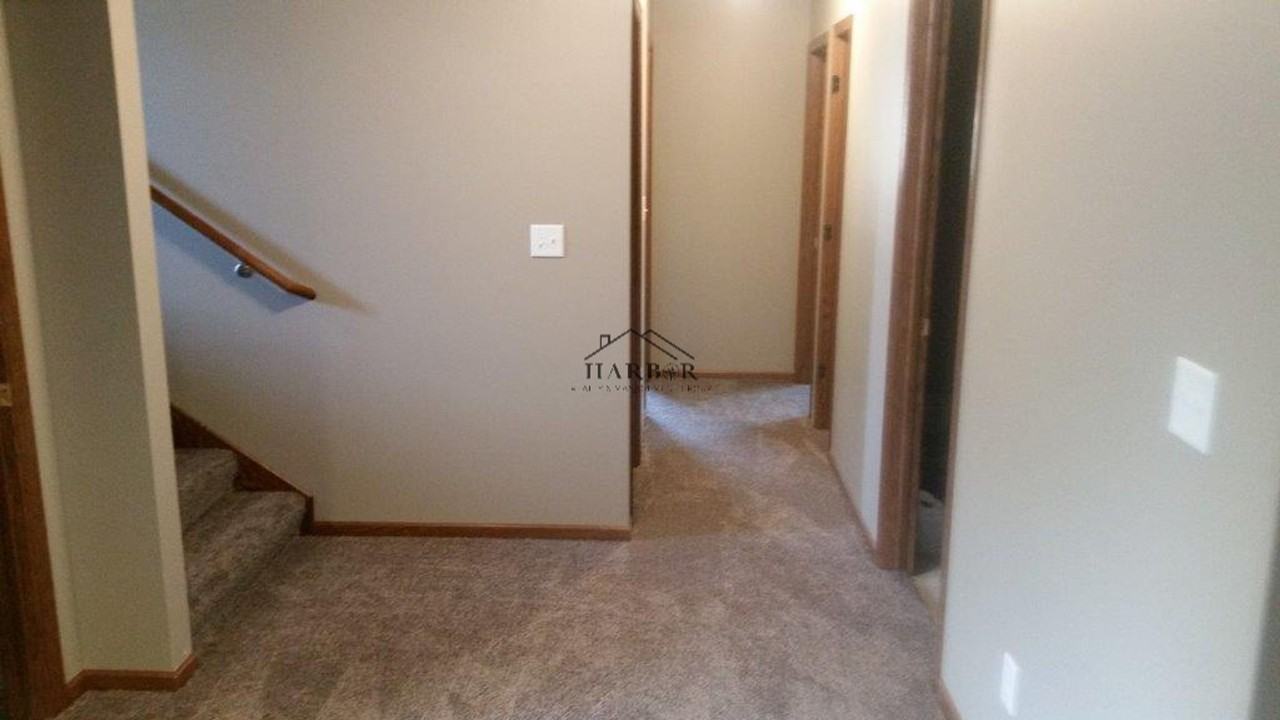 3112 Rose Dr Se - Photo 6 of 17