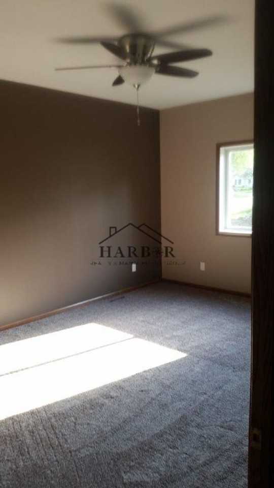 3112 Rose Dr Se - Photo 7 of 17