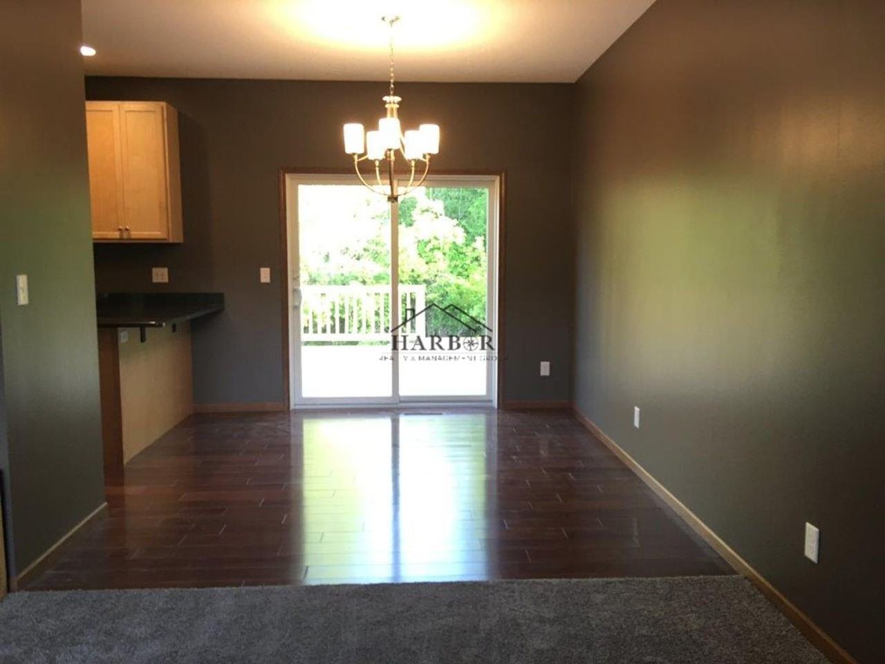 3112 Rose Dr Se - Photo 3 of 14
