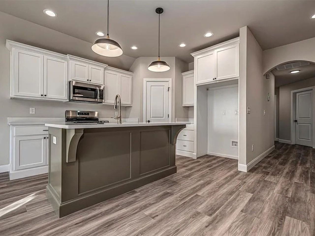 1948 W Crossbow Way - Photo 7 of 32