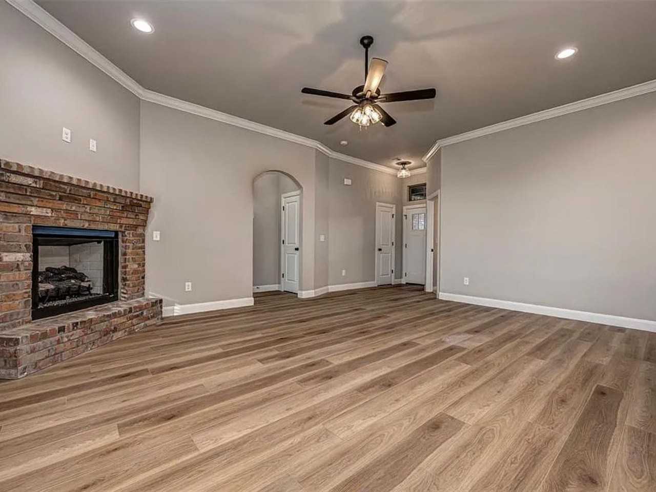 2024 W Crossbow Way - Photo 6 of 32