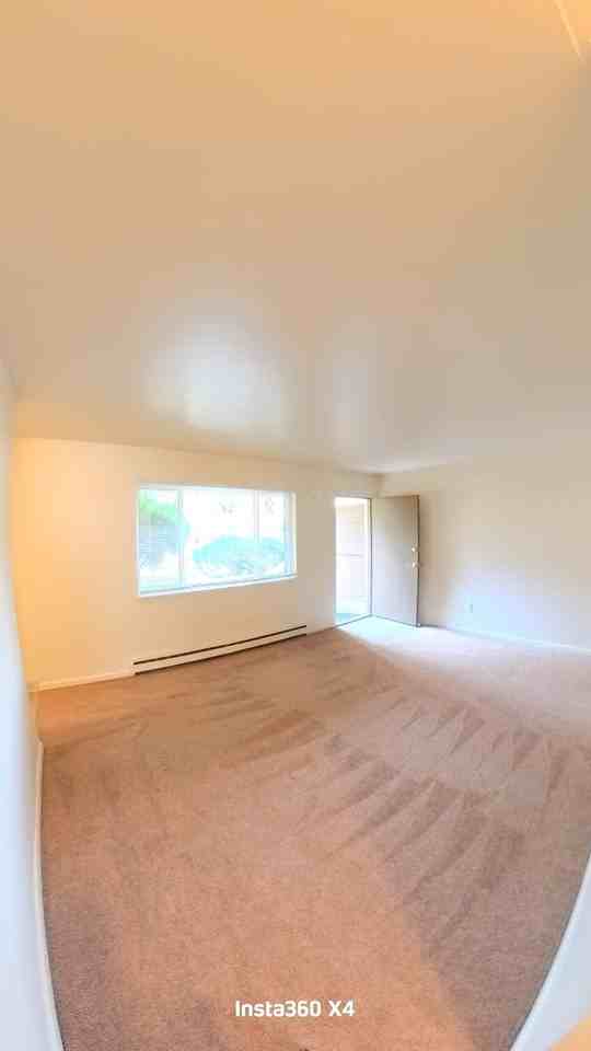 Exeter Apartments - Photo 7 of 24