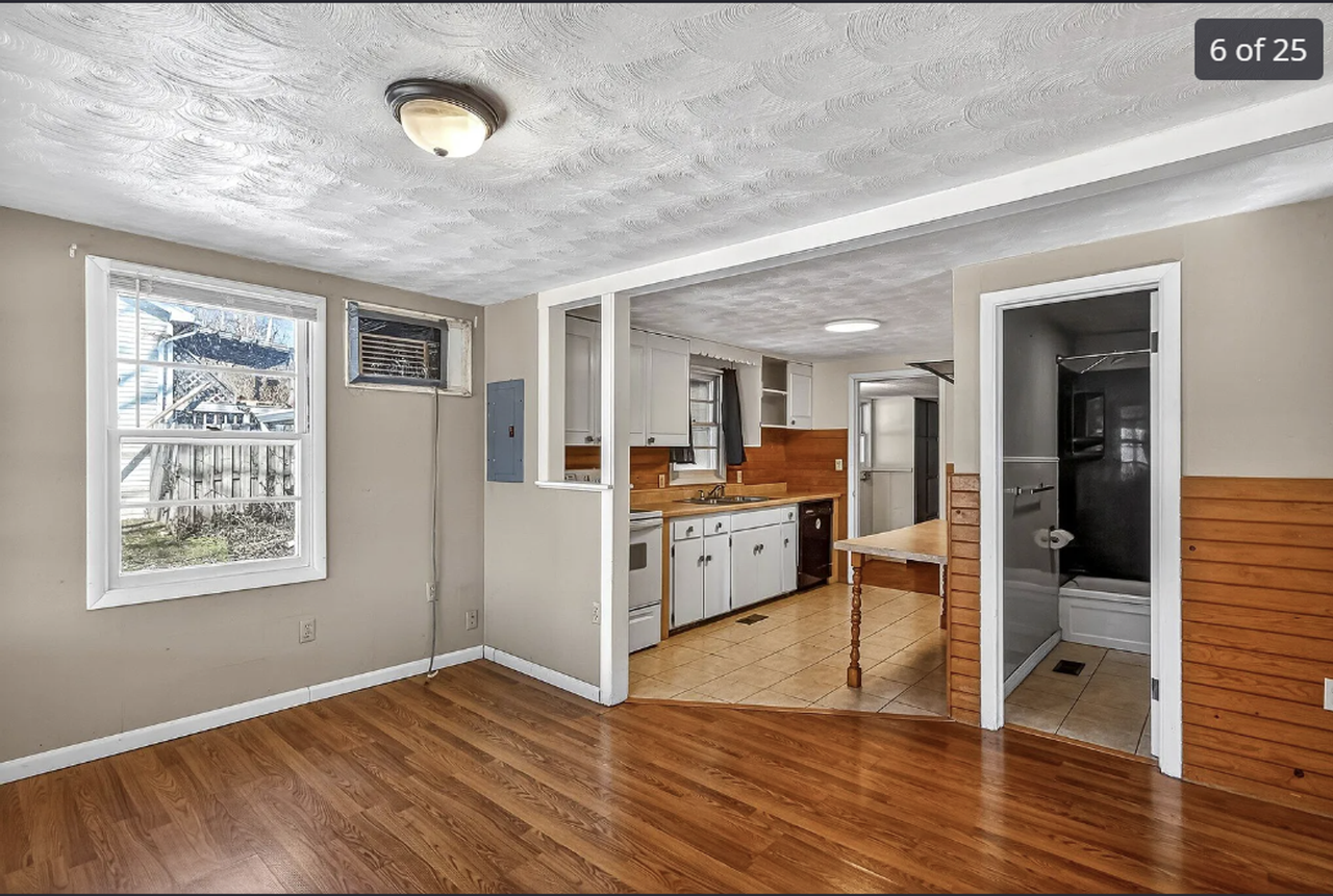 4148 S Hooper Ave - Photo 6 of 21