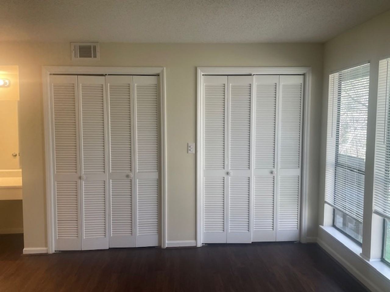 114 Cedar Cove Ln - Photo 7 of 11