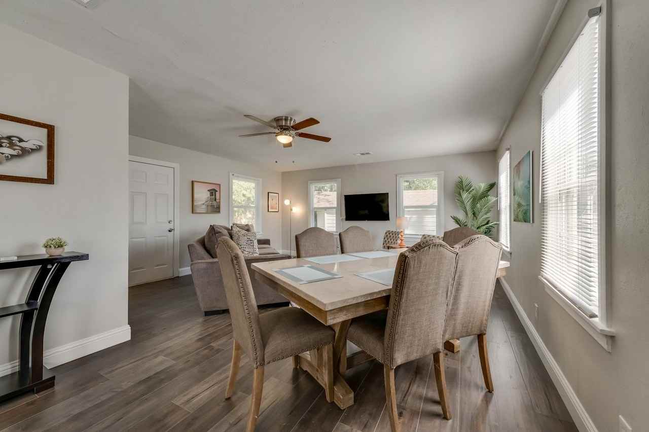 2314 S Hampton Rd - Photo 3 of 10