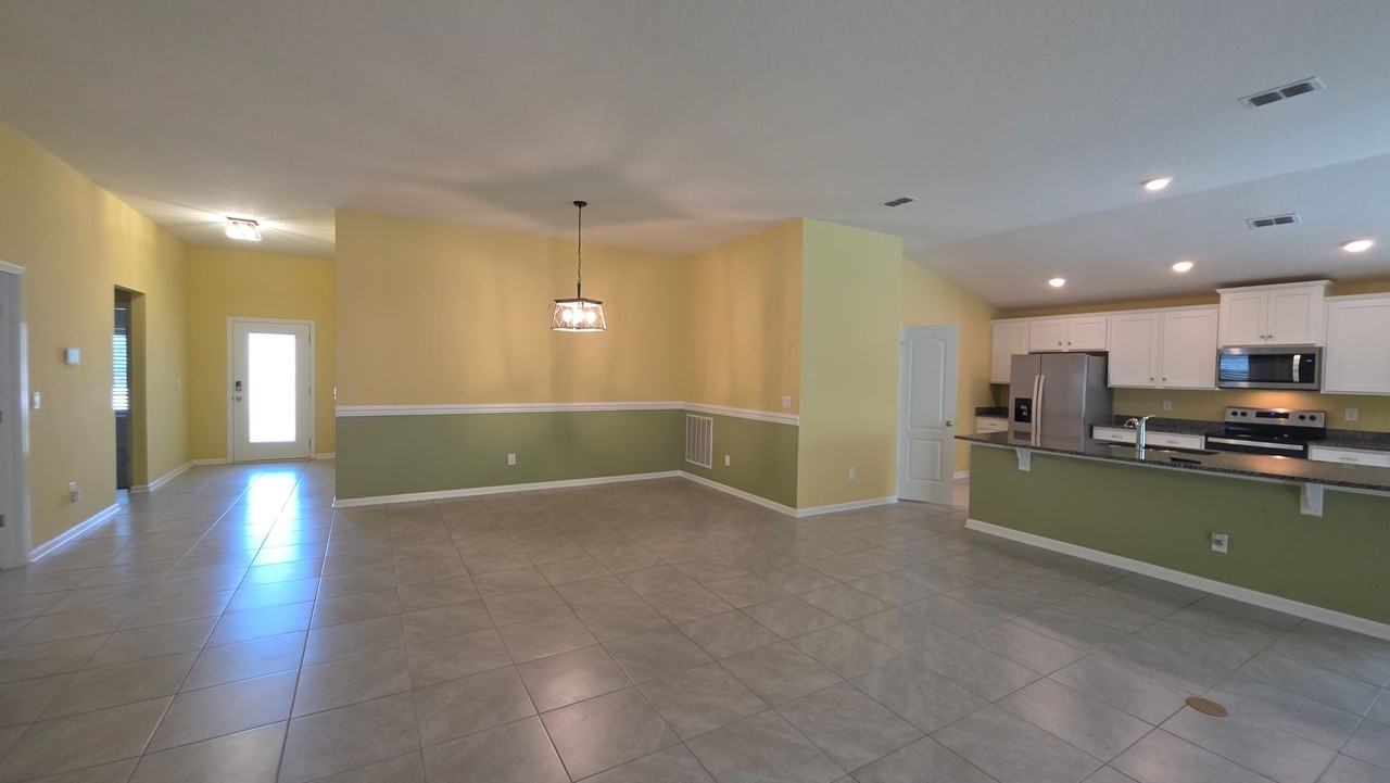 70 Oakleaf Way - Photo 7 of 33