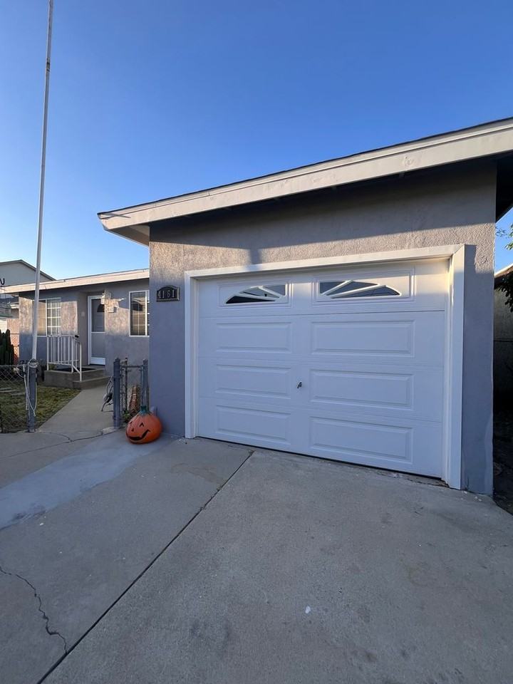 4161 W 182nd St - Photo 3 of 33