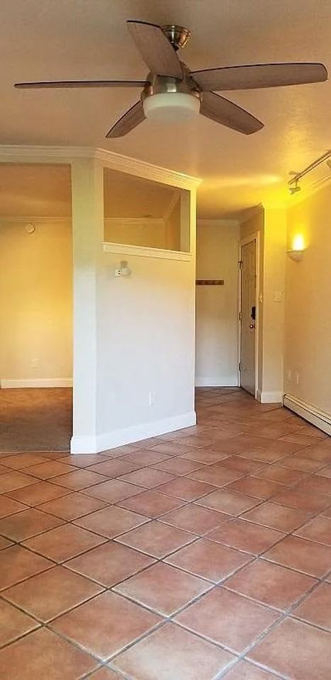 812 20th St - Photo 7 of 18