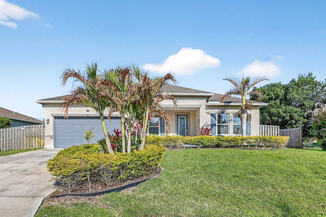 4617 Sw Keats St - Photo 3 of 47