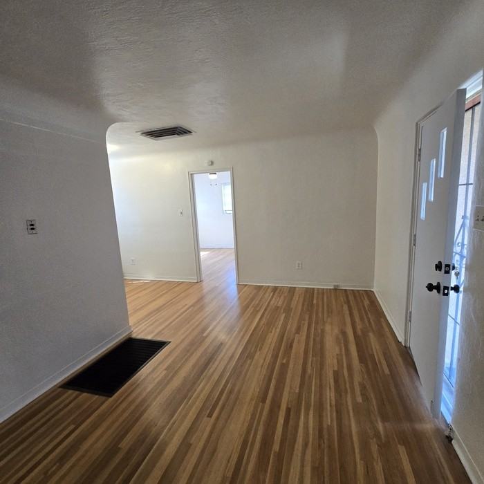 4126 Mesa Verde Ave Ne #2 - Photo 5 of 14