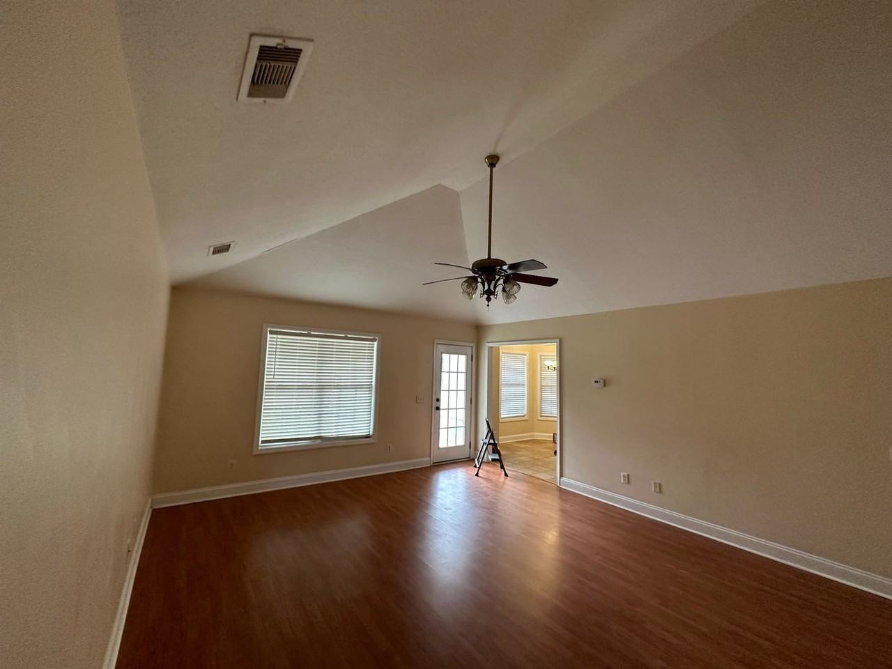 789 Spence Dr - Photo 3 of 50