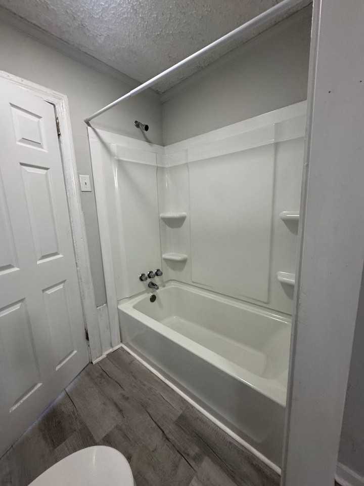 1133 Merry St - Photo 7 of 10