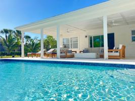 featured image of 9 W Riverside Dr
