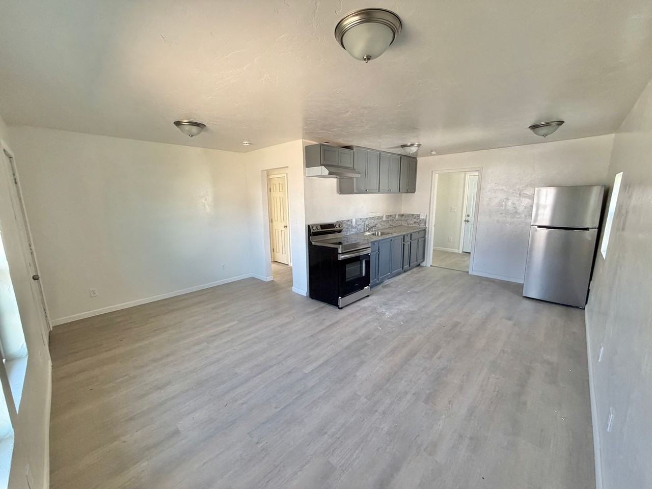 3800 Sw 42nd St - Photo 3 of 22