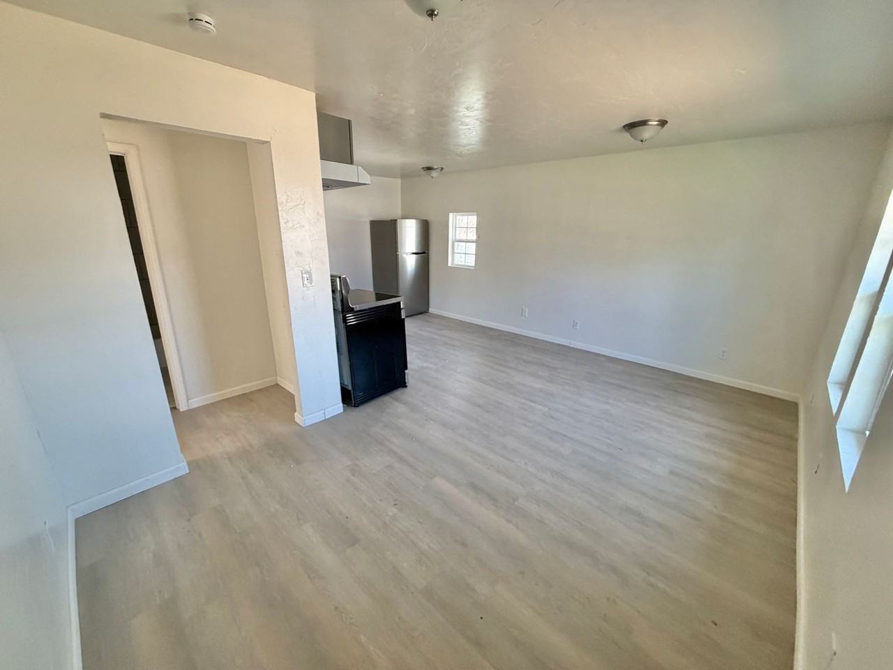 3800 Sw 42nd St - Photo 5 of 22