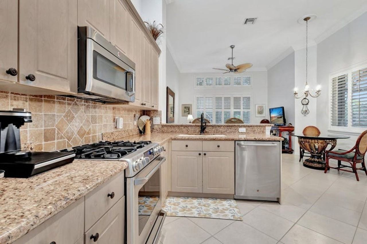 10732 Grande Blvd - Photo 2 of 15