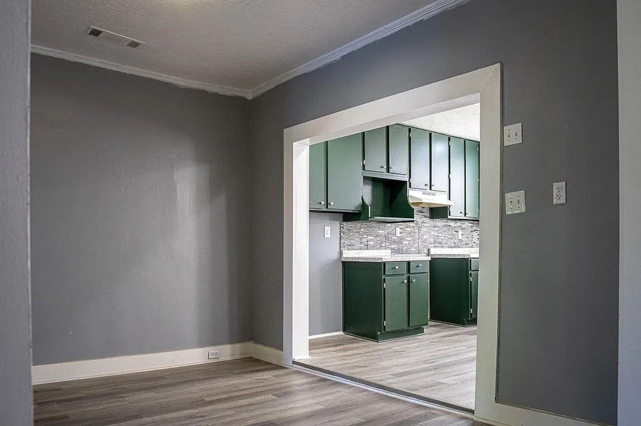 1312 Perry Ave - Photo 4 of 16