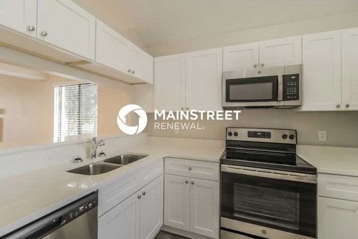 6658 Chantry St - Photo 5 of 17