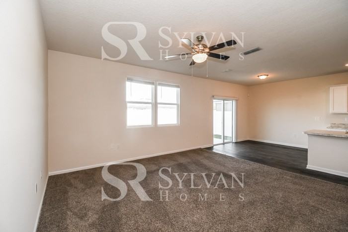 3643 Shiner Dr - Photo 4 of 16