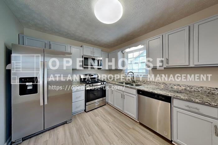 360 Austin Dr - Photo 6 of 22