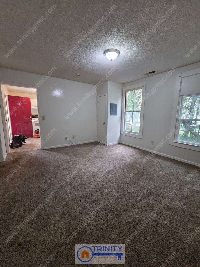 809 Edgefield St #A - Photo 5 of 9