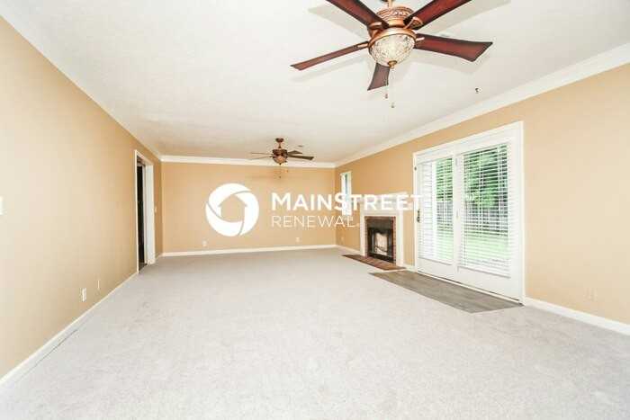 2432 Laurel Hill Ct - Photo 3 of 16