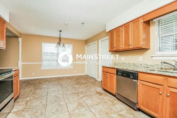 2432 Laurel Hill Ct - Photo 6 of 16