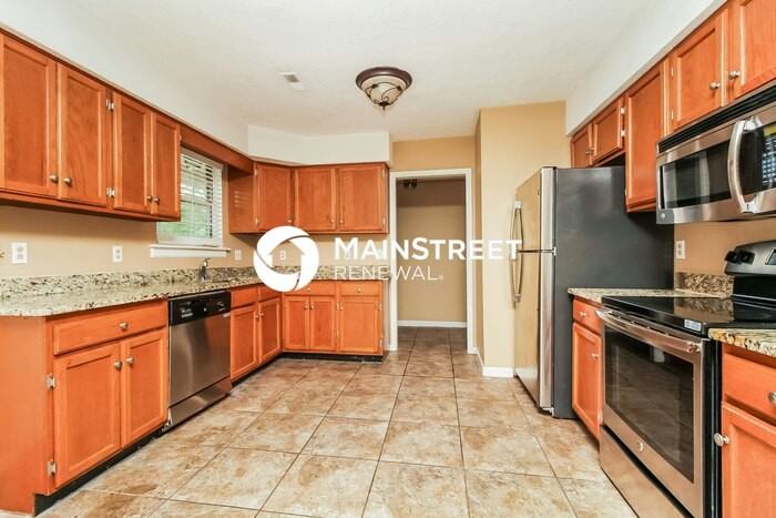 2432 Laurel Hill Ct - Photo 7 of 16