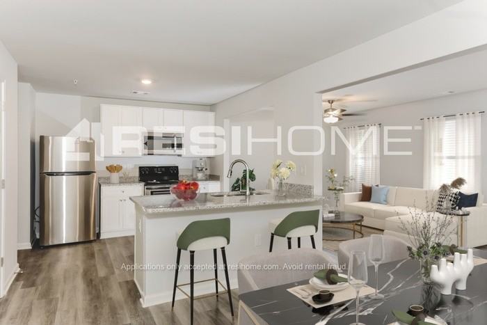 158 Wellbrook Ct Ne - Photo 3 of 17