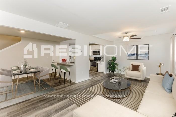 158 Wellbrook Ct Ne - Photo 5 of 17