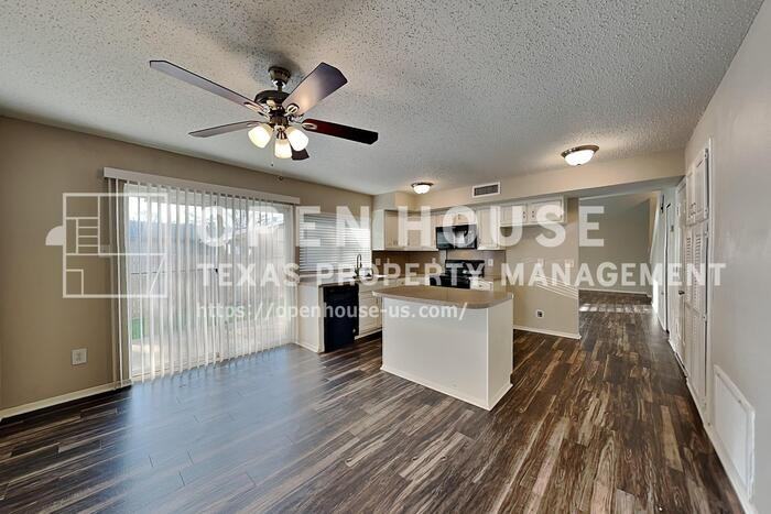 617 Lookout Trl - Photo 7 of 24