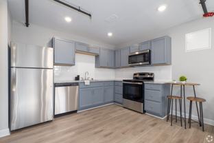 1910 S Pine St #D314 - Photo 1 of 1