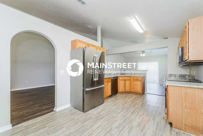 531 Stonewall Ave - Photo 5 of 15