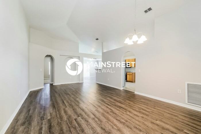 531 Stonewall Ave - Photo 6 of 15