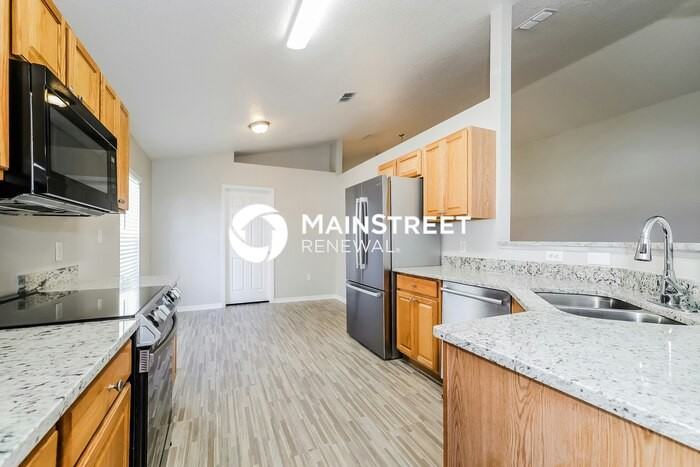 531 Stonewall Ave - Photo 7 of 15